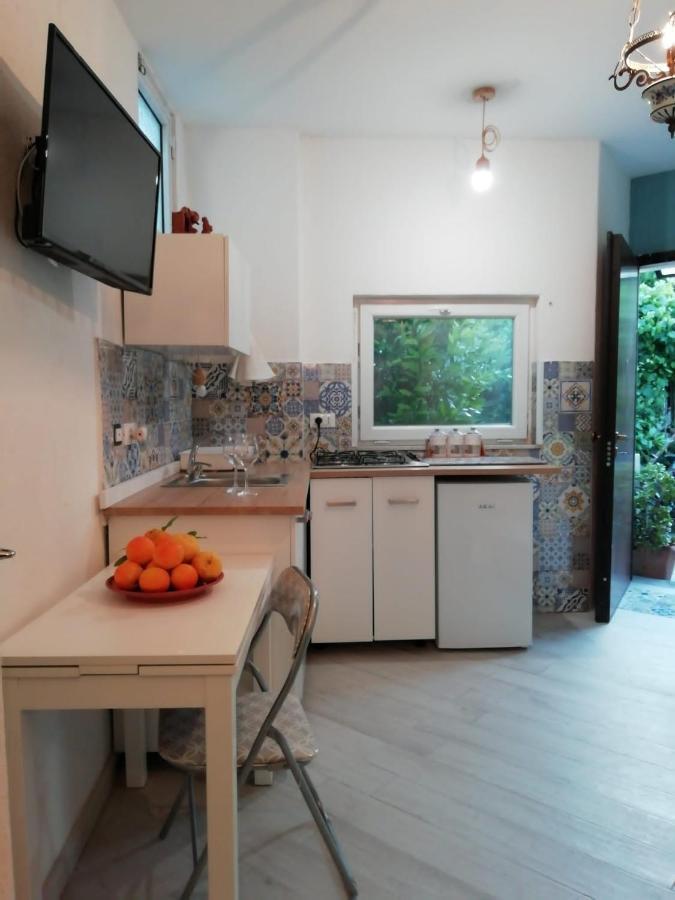 Ross House Daire Lacco Ameno  Dış mekan fotoğraf